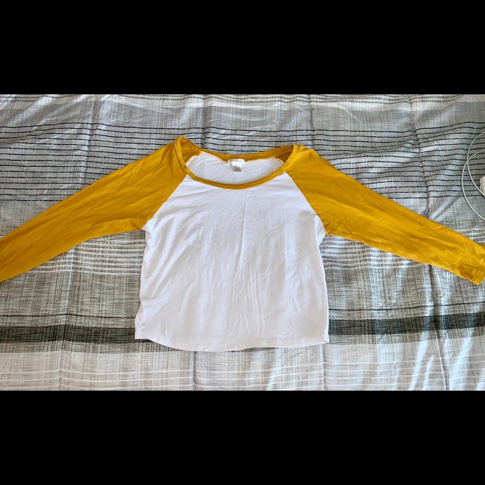 Baseball tee
